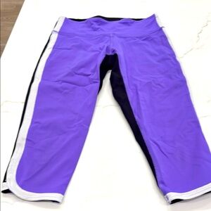 Lululemon color block crop leggings